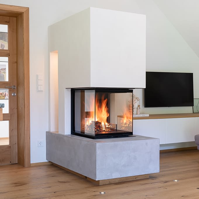 Moderner Heizkamin